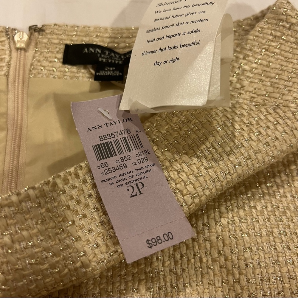*SOLD*Ann Taylor Shimmer Tweed skirt